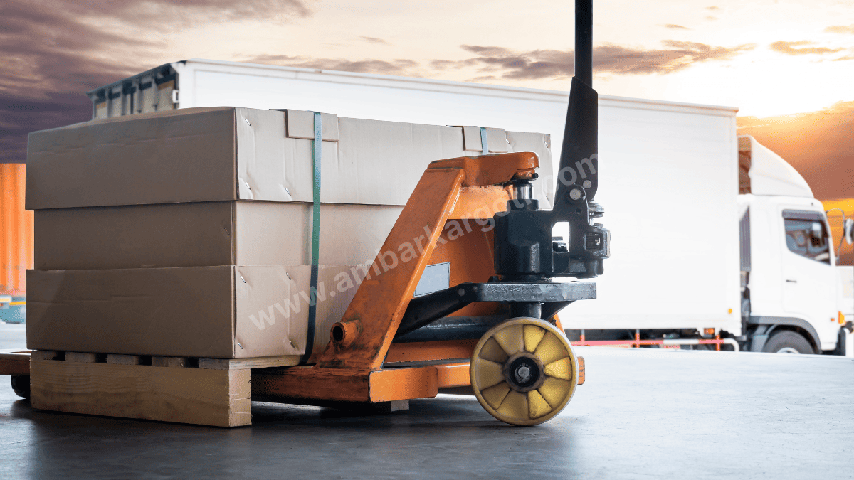 Nazımiye Paletli Yük Taşıma